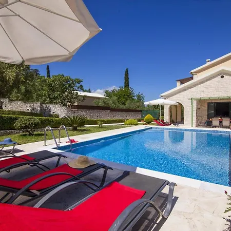 Villa Himara By *