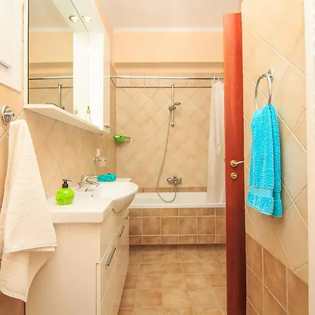 Himara By Villa Kassiopi